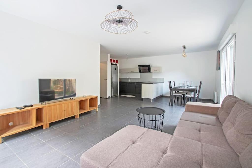 Le P'tit Rimbaud, 6 Pers, parking privé, jardin,wifi Appartamento Montpellier Esterno foto